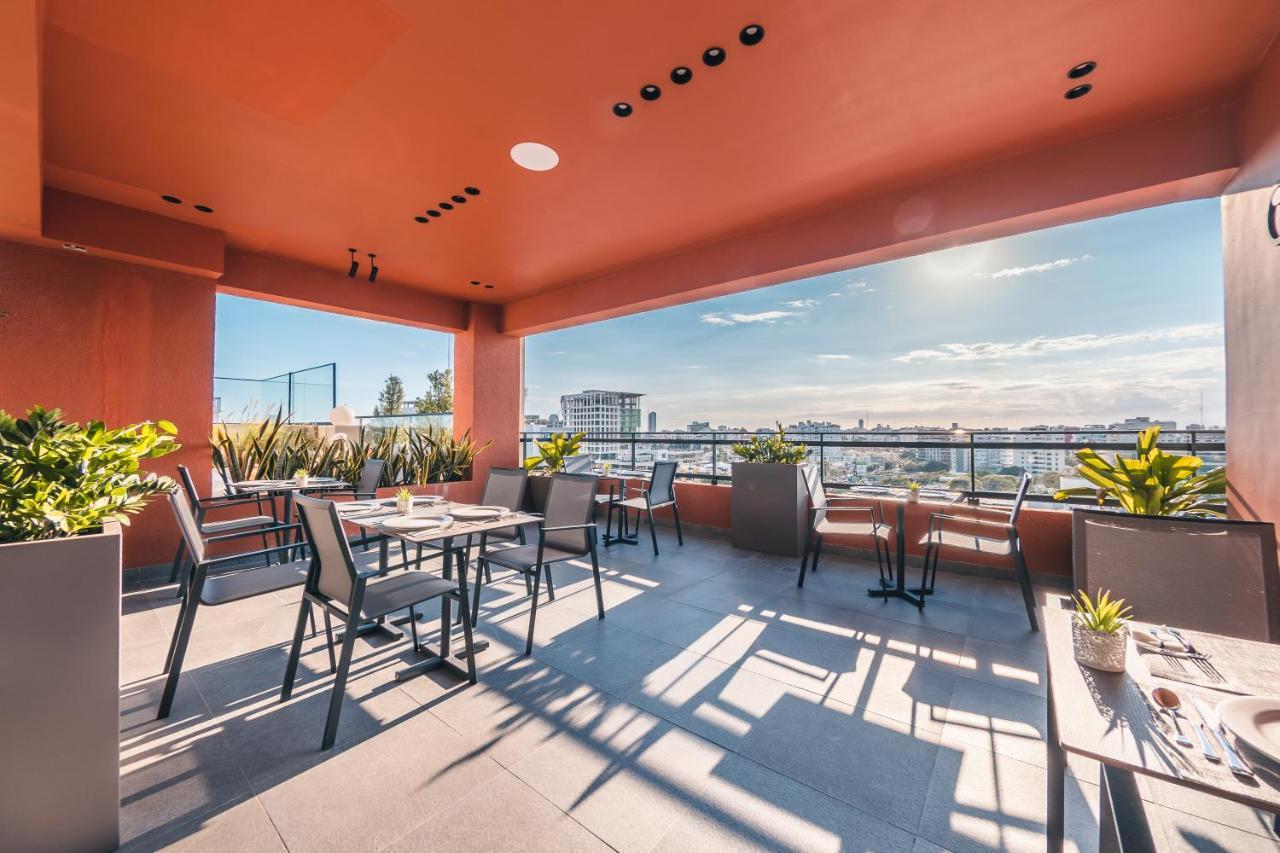 Regatta Living Hotel By Mint Santo Domingo Exteriör bild